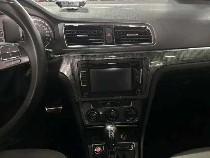 2014 Volkswagen Cross Lavida 1.6L 110HP L4 6AT,autocango,china used car exporter,china ev exporter,chinese used car exporter,chinese used ev exporter