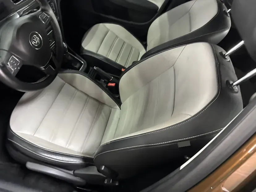 2014 Volkswagen Cross Lavida 1.6L 110HP L4 6AT,autocango,china used car exporter,china ev exporter,chinese used car exporter,chinese used ev exporter