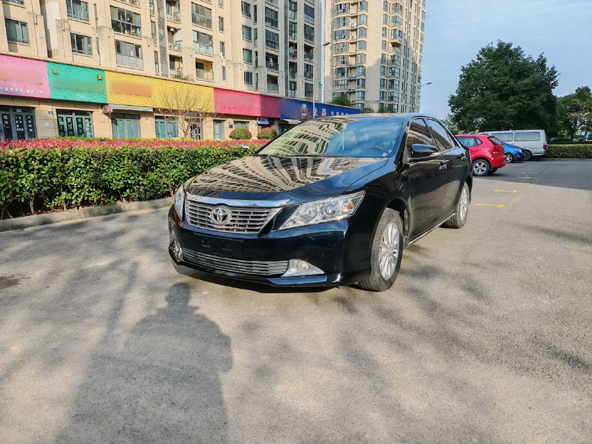 2013 Toyota Camry 2.0L 148HP L4 4AT