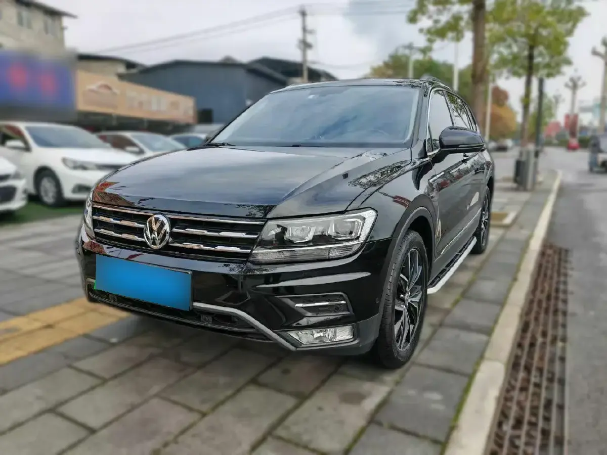2019 Volkswagen Tiguan L 2.0T 186HP L4 7DCT