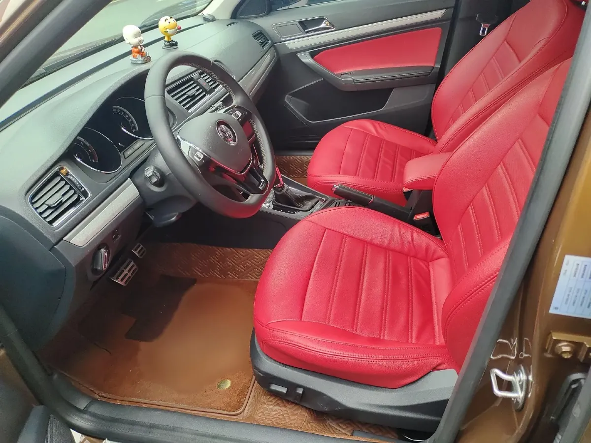 2017 Volkswagen Cross Lavida 1.4T 131HP L4 7DCT,autocango,china used car exporter,china ev exporter,chinese used car exporter,chinese used ev exporter