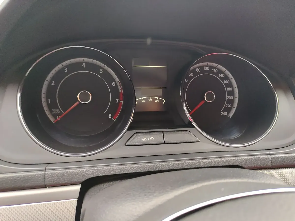 2017 Volkswagen Cross Lavida 1.4T 131HP L4 7DCT,autocango,china used car exporter,china ev exporter,chinese used car exporter,chinese used ev exporter