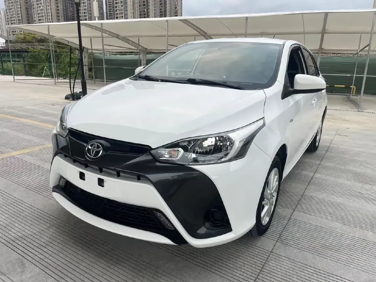 2019 Toyota Yaris L 1.5L 110HP L4 CVT