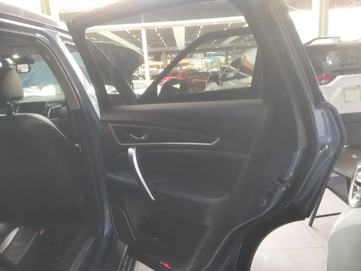 2020 Honda Avancier 2.0T 272HP L4 9AT,autocango,china used car exporter,china ev exporter,chinese used car exporter,chinese used ev exporter