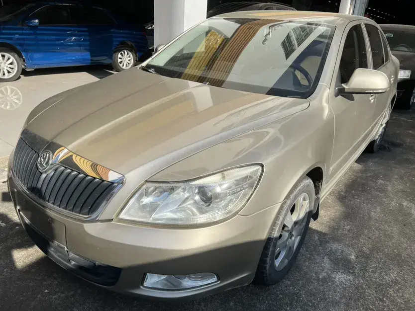 2014 Skoda Octavia 2.0L 120HP L4 6AT