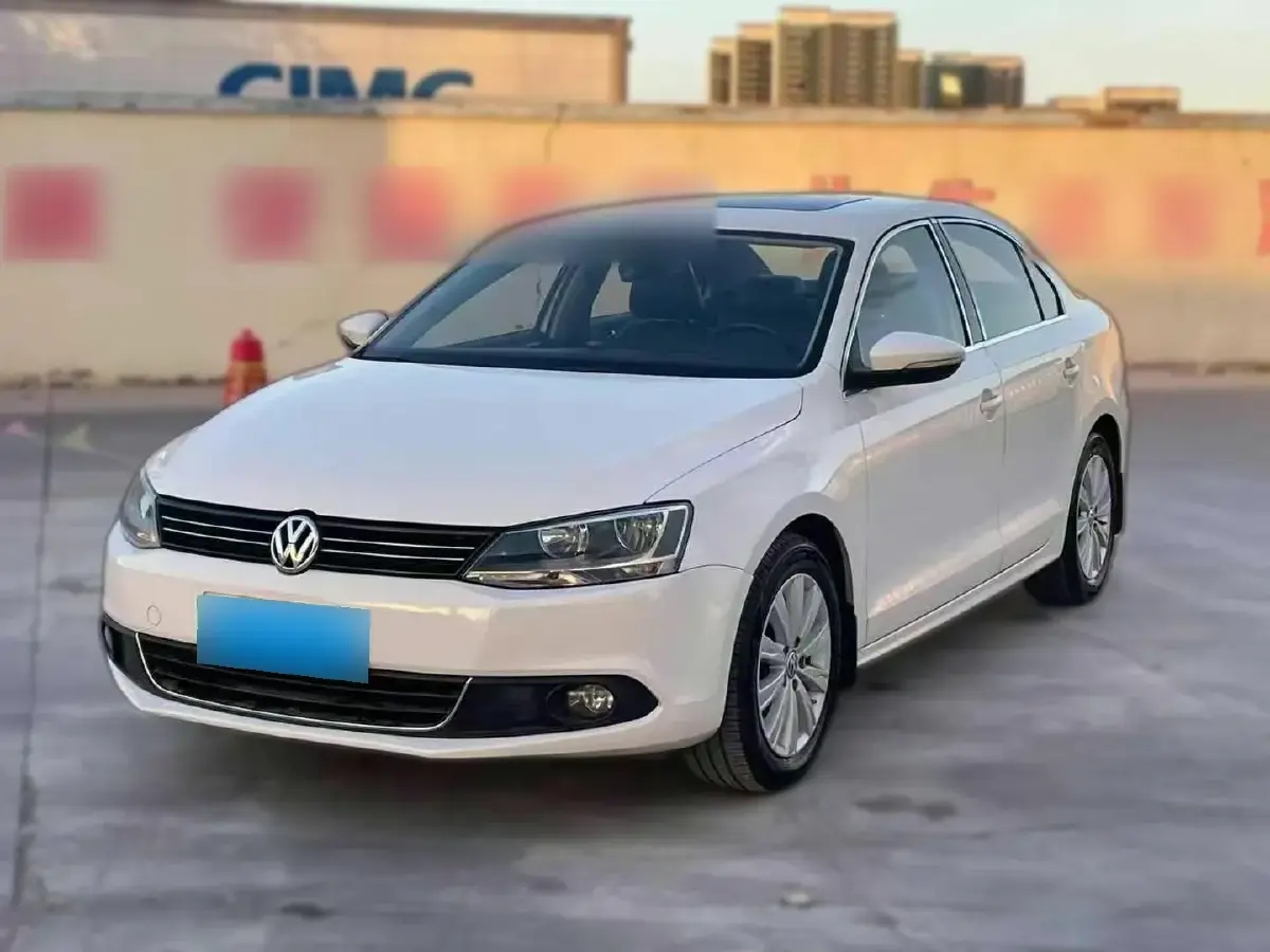 2014 Volkswagen Sagitar 1.6L 105HP L4 6AT