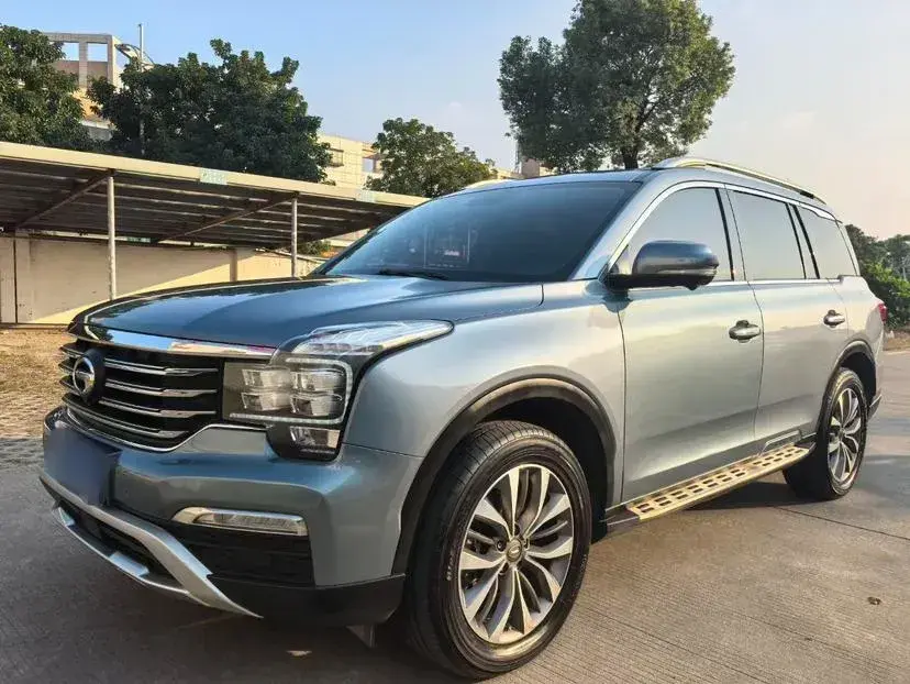 2017 GAC Trumpchi GS8 2.0T 201HP L4 6AT