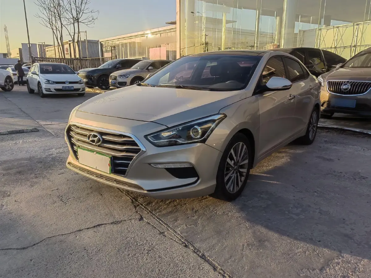 2017 Hyundai Mistra 1.8L 143HP L4 6AT