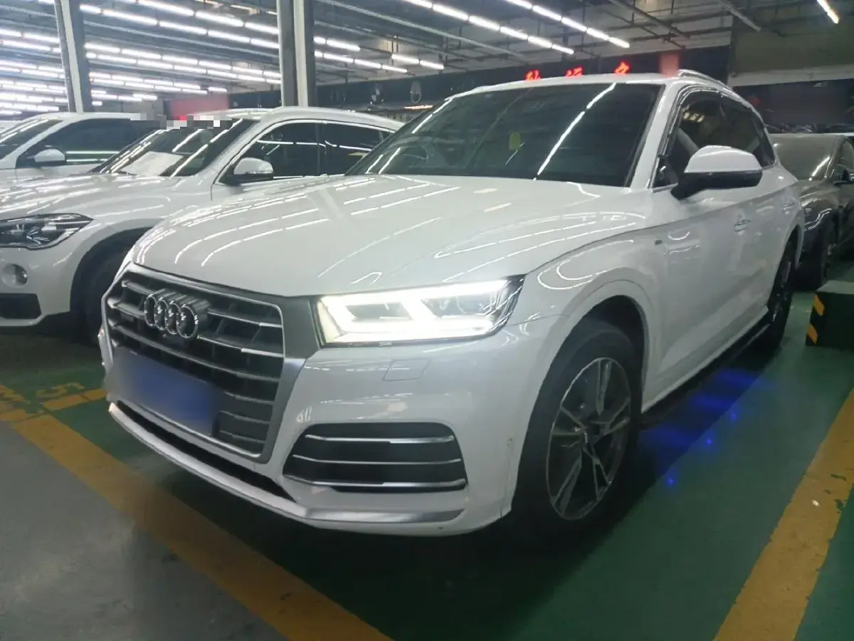2020 Audi Q5L 2.0T 252HP L4 7DCT