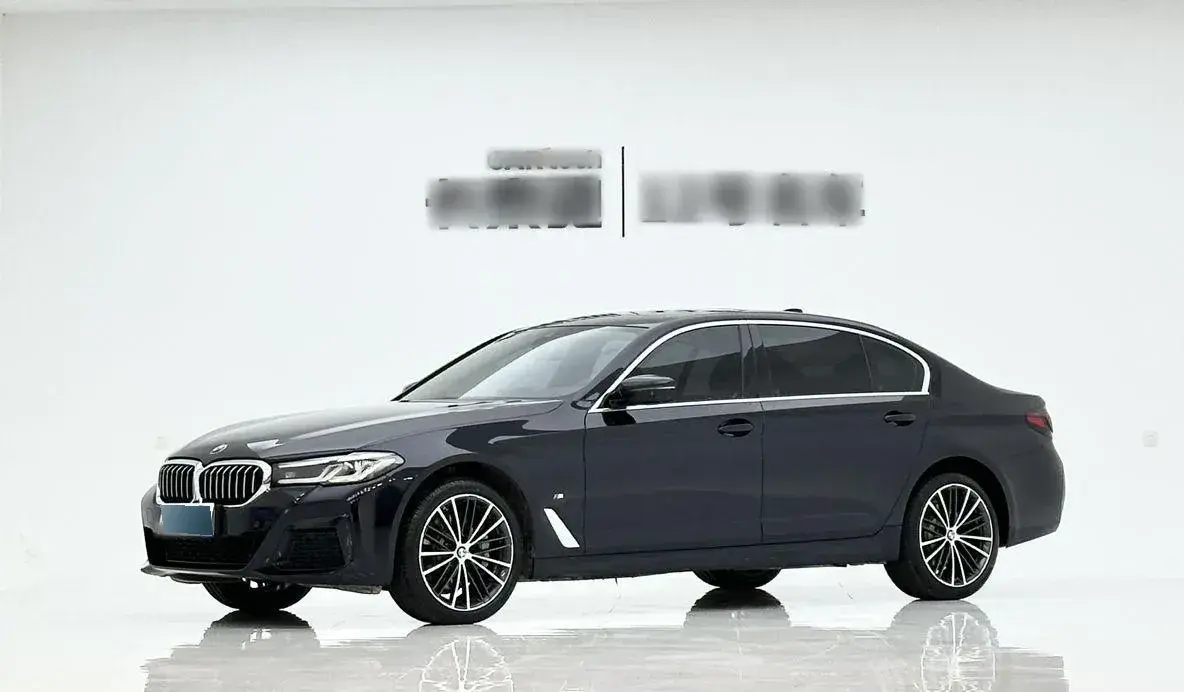 2023 BMW 5 Series 2.0T 245HP L4 8AT