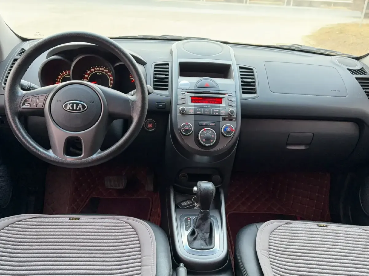 2013 Kia Soul 1.6L 123HP L4 4AT,autocango,china used car exporter,china ev exporter,chinese used car exporter,chinese used ev exporter