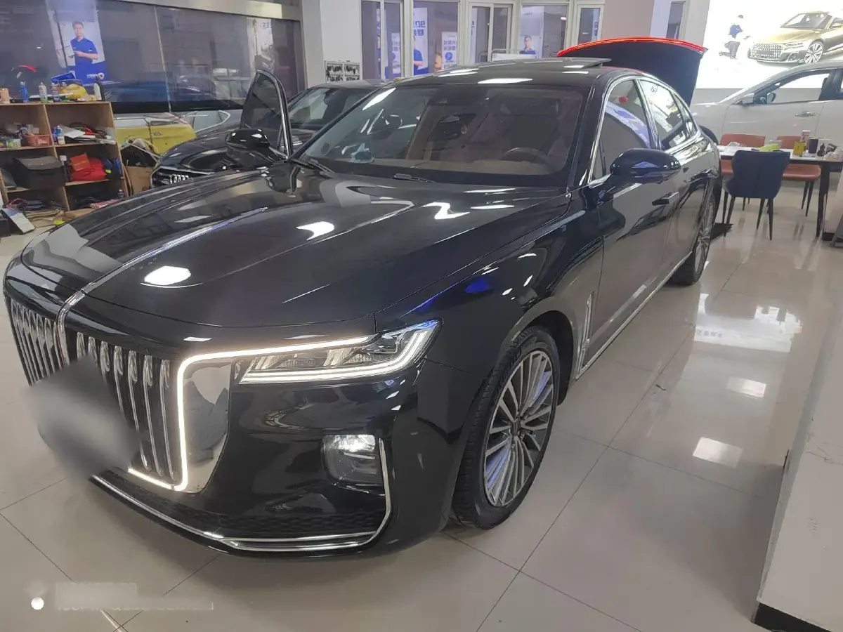2022 HongQi H9 2.0T 252HP L4 7DCT