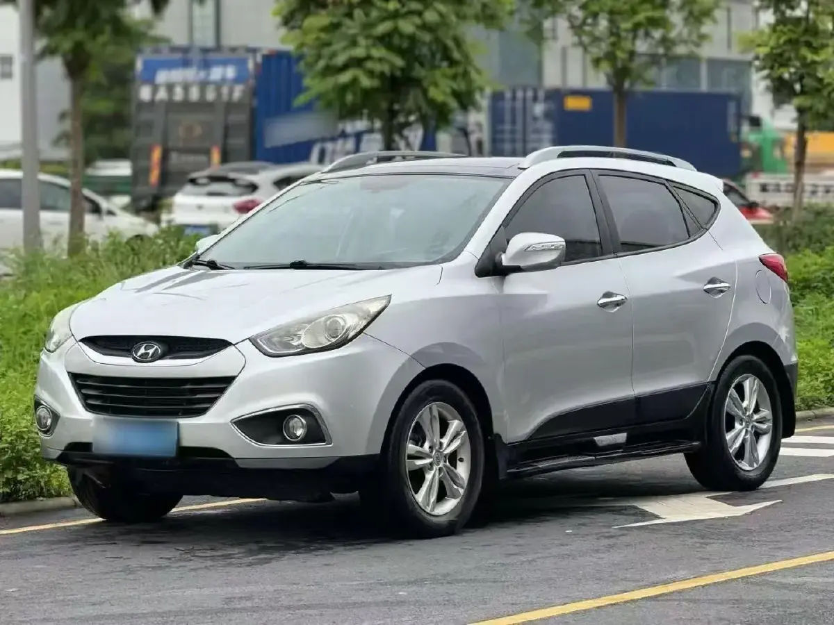2010 Hyundai ix35 2.4L 174HP L4 6AT