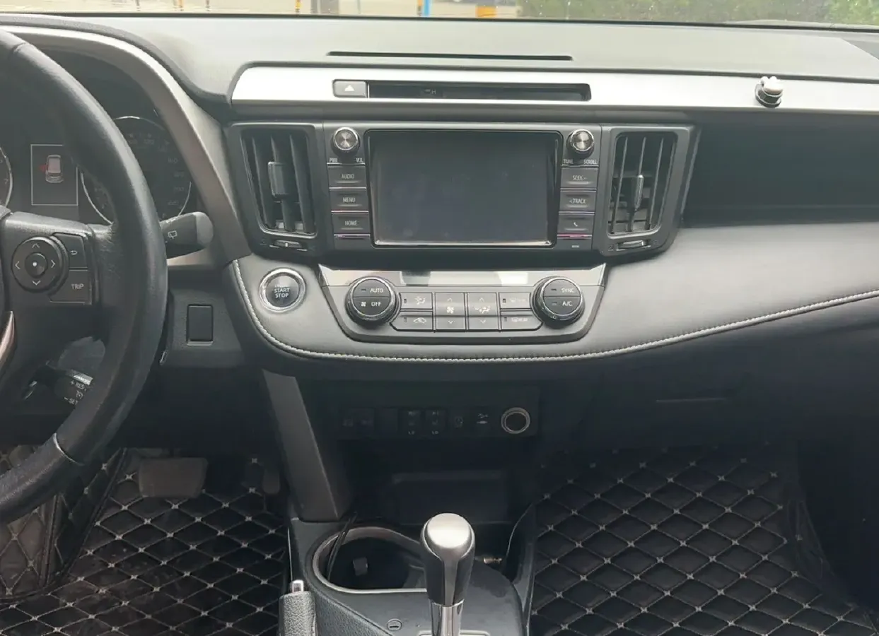 2016 Toyota RAV4 2.0L 151HP L4 CVT,autocango,china used car exporter,china ev exporter,chinese used car exporter,chinese used ev exporter