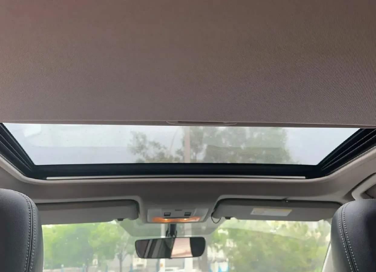 2016 Toyota RAV4 2.0L 151HP L4 CVT,autocango,china used car exporter,china ev exporter,chinese used car exporter,chinese used ev exporter