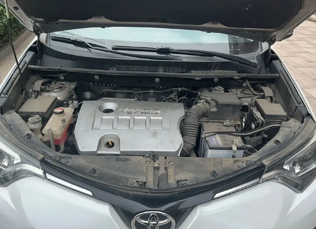 2016 Toyota RAV4 2.0L 151HP L4 CVT,autocango,china used car exporter,china ev exporter,chinese used car exporter,chinese used ev exporter