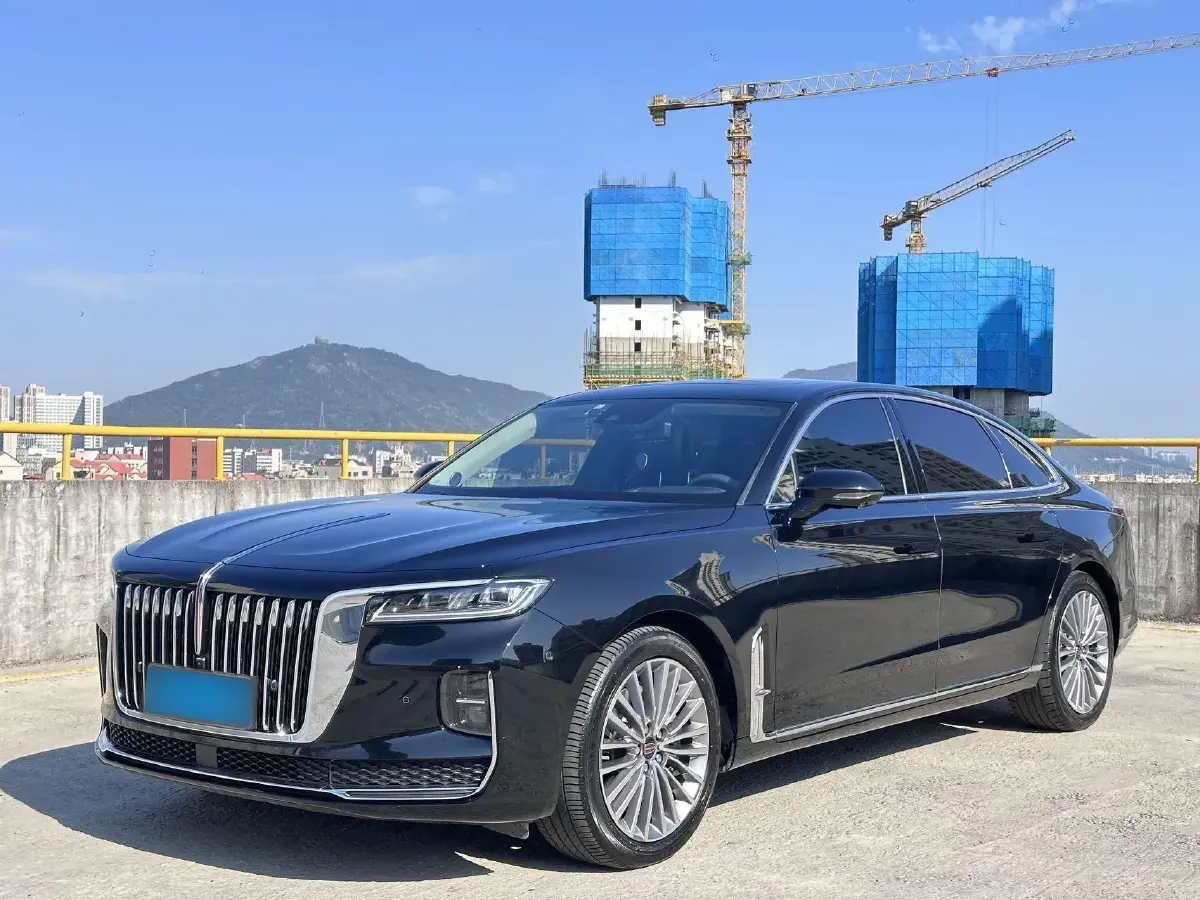 2020 HongQi H9 2.0T 252HP L4 7DCT