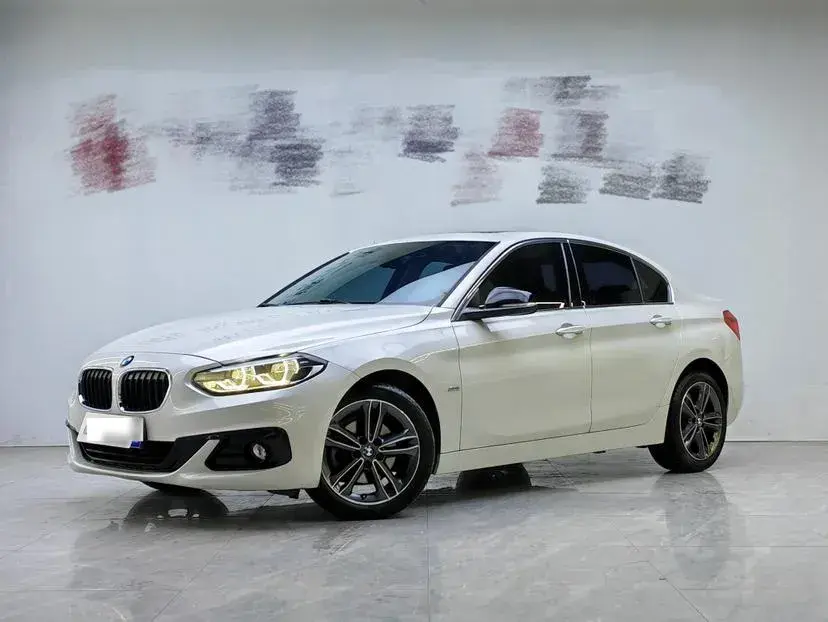 2018 BMW 1 Series 1.5T 136HP L3 6AT