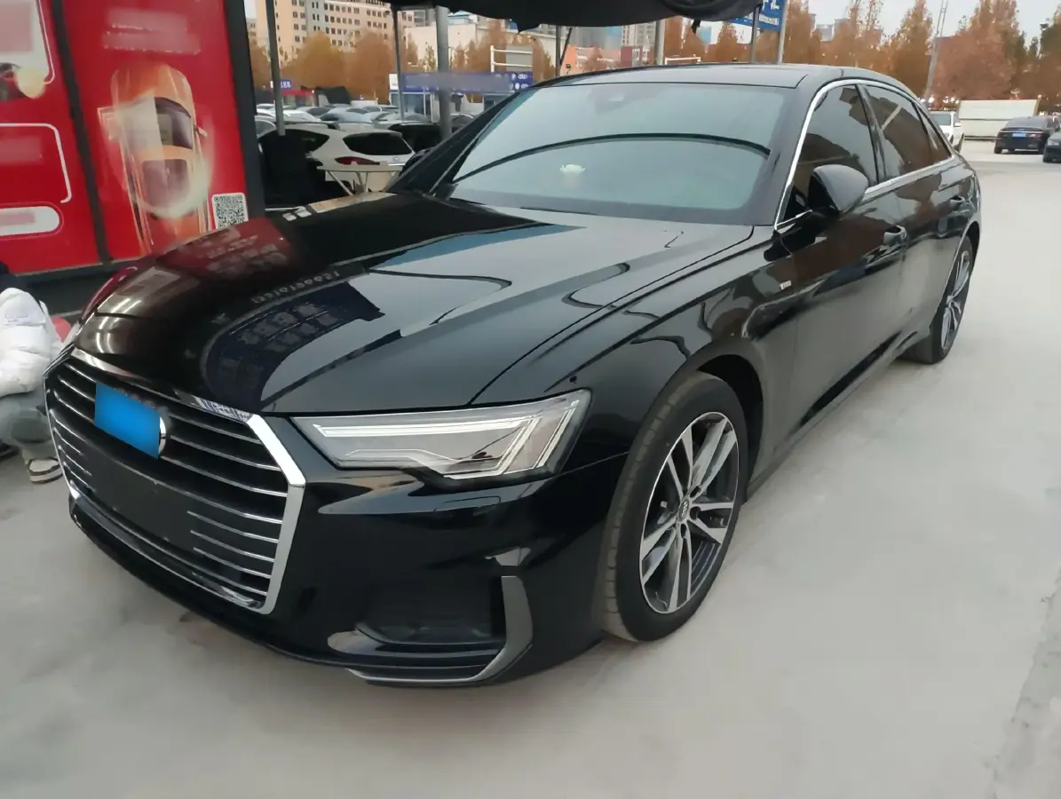 2021 Audi A6L 2.0T 190HP L4 7DCT