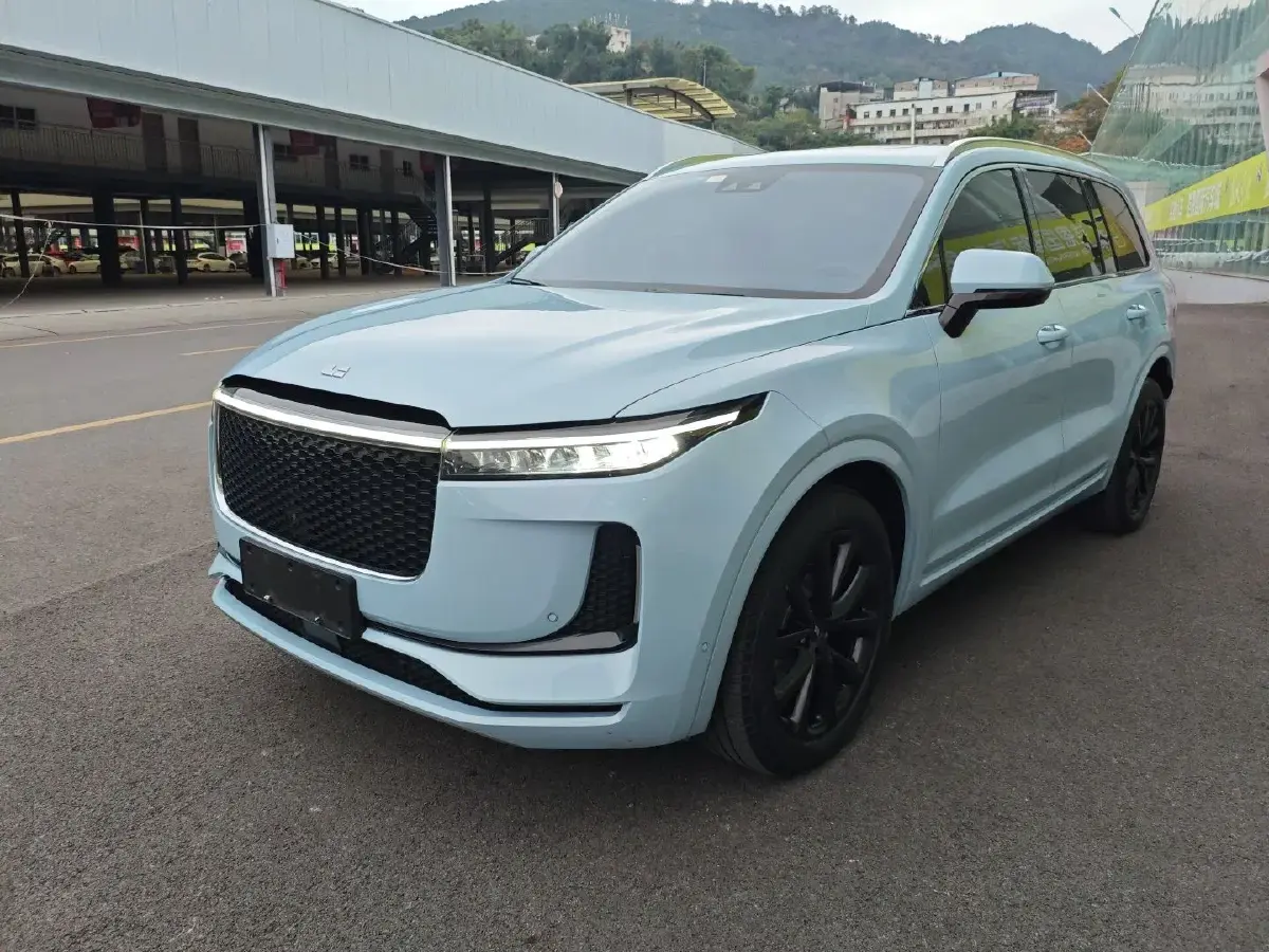 2020 Li ONE Range Extended 131HP REEV 40.5KWH