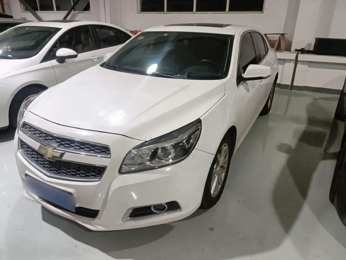 2014 Chevrolet Malibu 2.0L 154HP L4 6AT