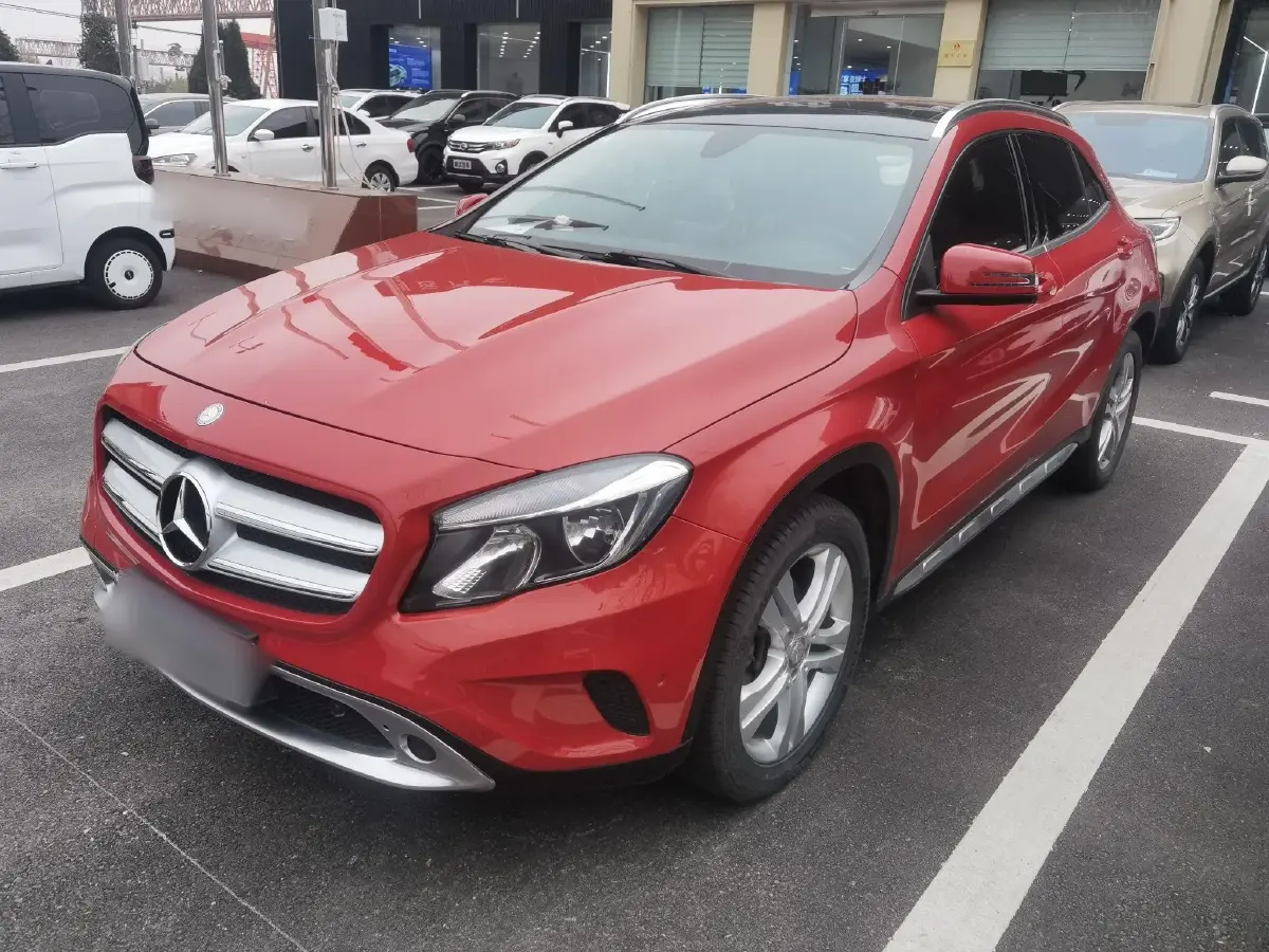 2016 Mercedes-Benz GLA Class 1.6T 156HP L4 7DCT