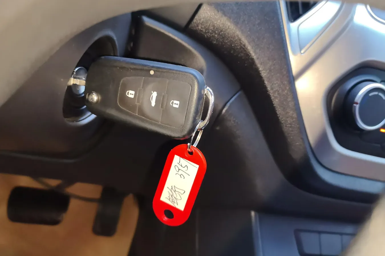 2016 MG GT 1.5L 109HP L4 4AT,autocango,china used car exporter,china ev exporter,chinese used car exporter,chinese used ev exporter