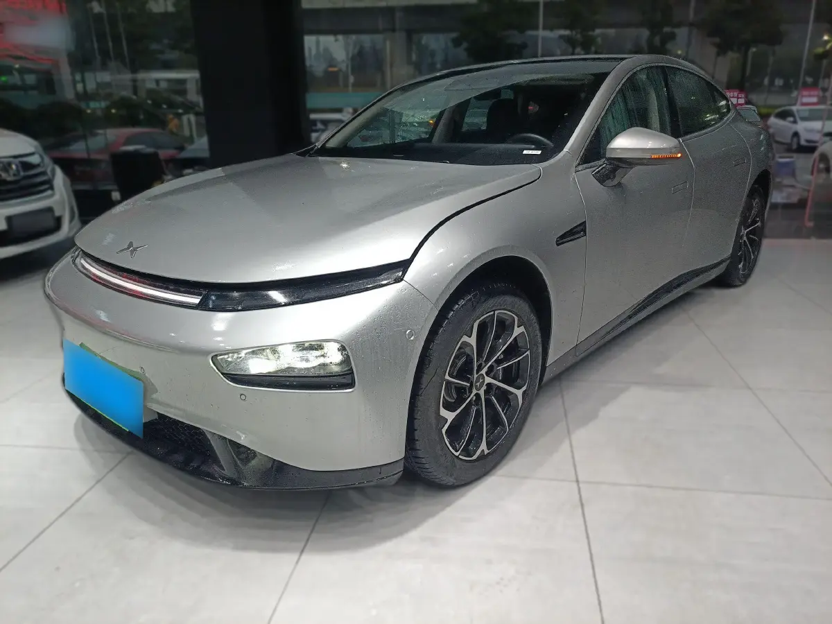 2022 Xpeng P7 BEV 77.9KWH