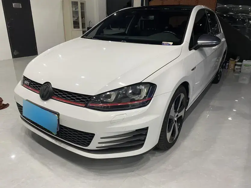 2016 Volkswagen GolfGTI 2.0T 220HP L4 7DCT
