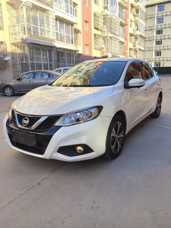 2016 Nissan Tiida 1.6L 126HP L4 CVT