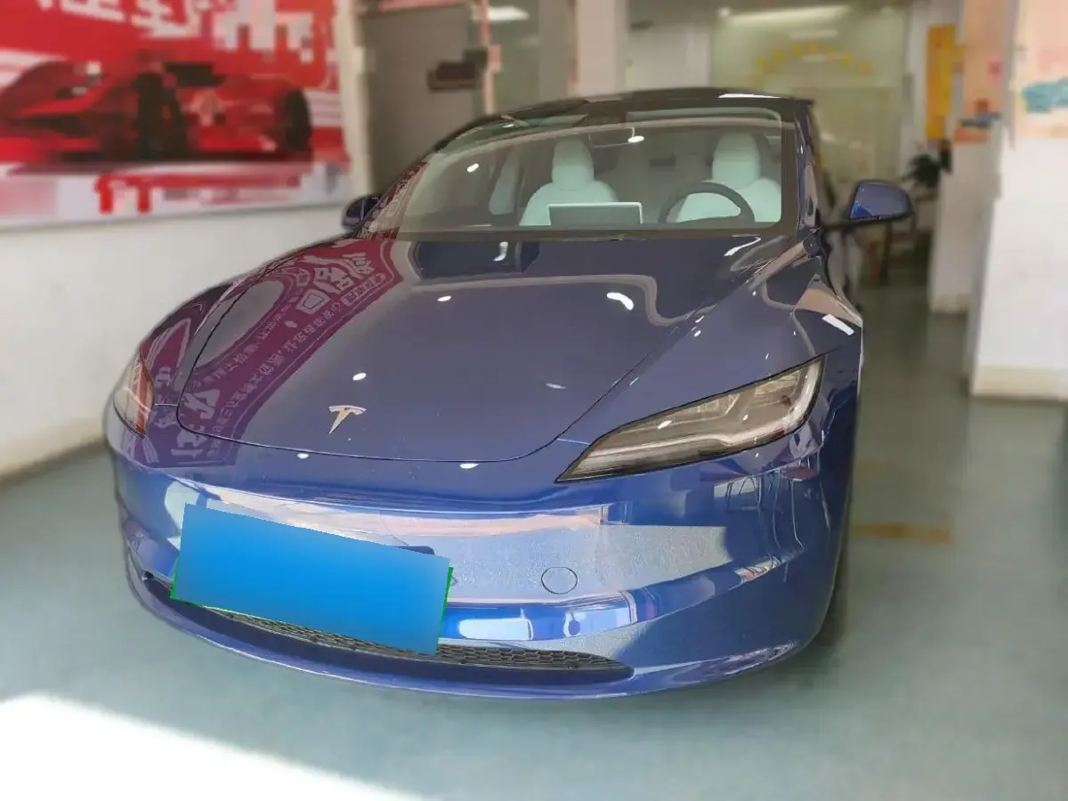 2023 Tesla Model 3 BEV 60KWH