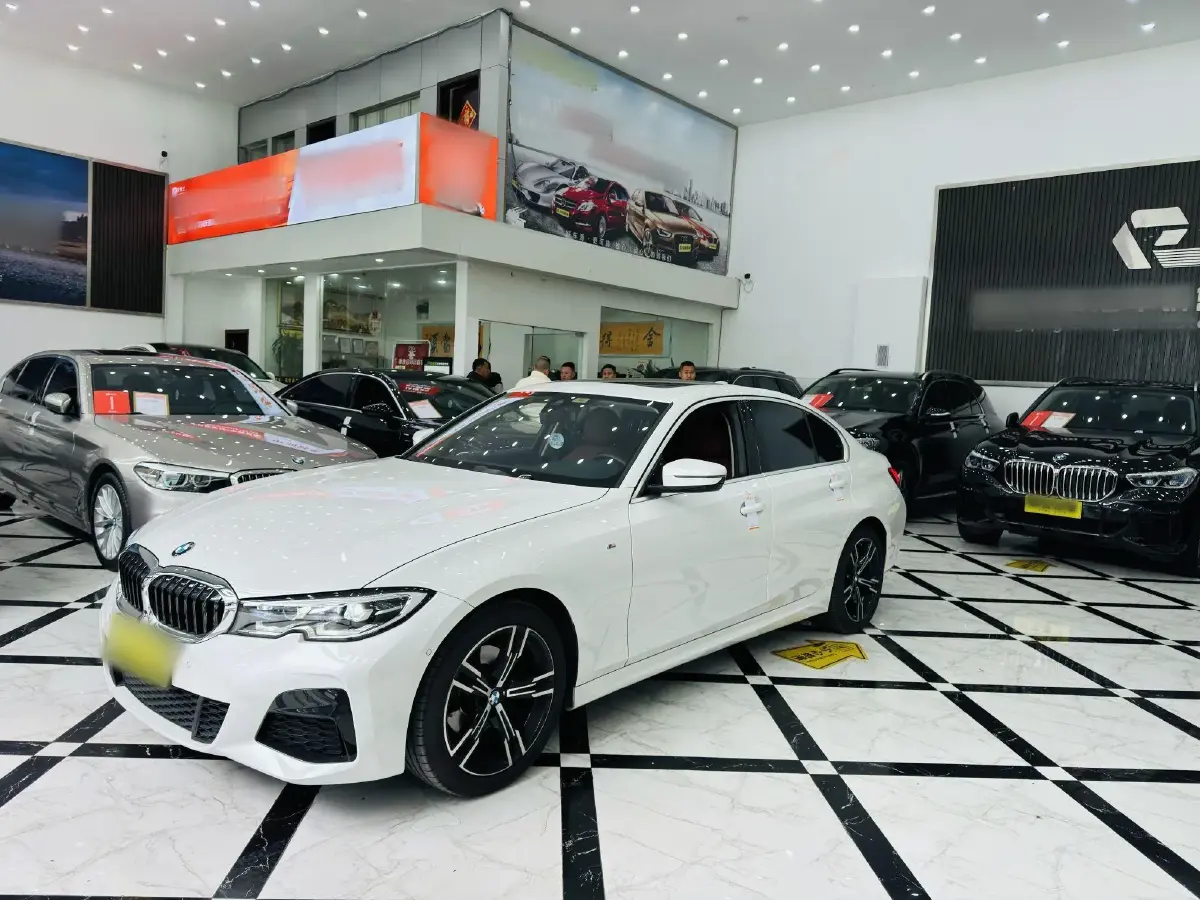 2021 BMW 3 Series 2.0T 184HP L4 8AT
