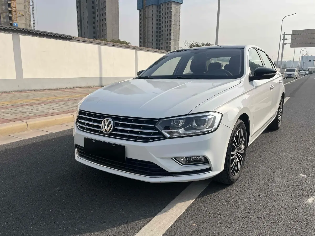 2016 Volkswagen Bora 1.4T 131HP L4 7DCT