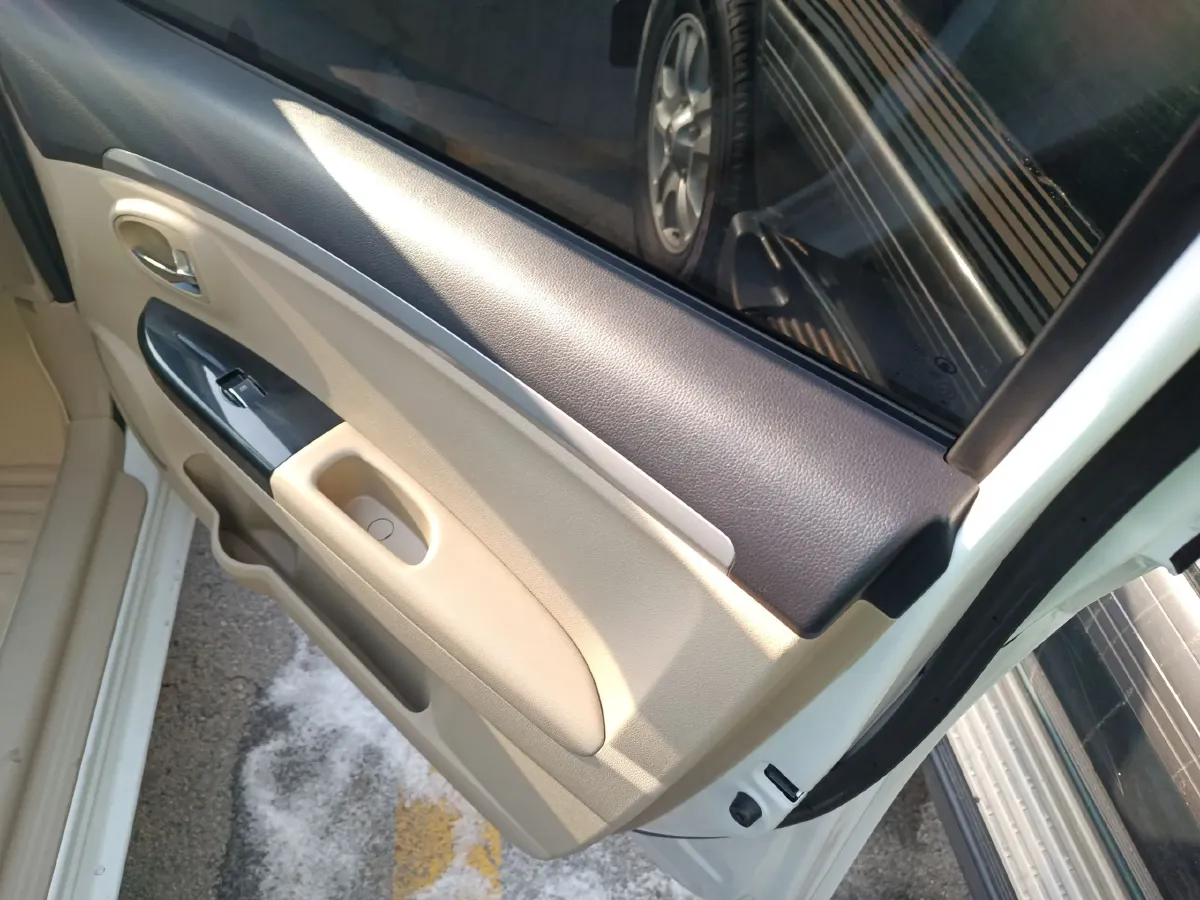 2015 Great Wall C30 1.5L 106HP L4 5MT,autocango,china used car exporter,china ev exporter,chinese used car exporter,chinese used ev exporter