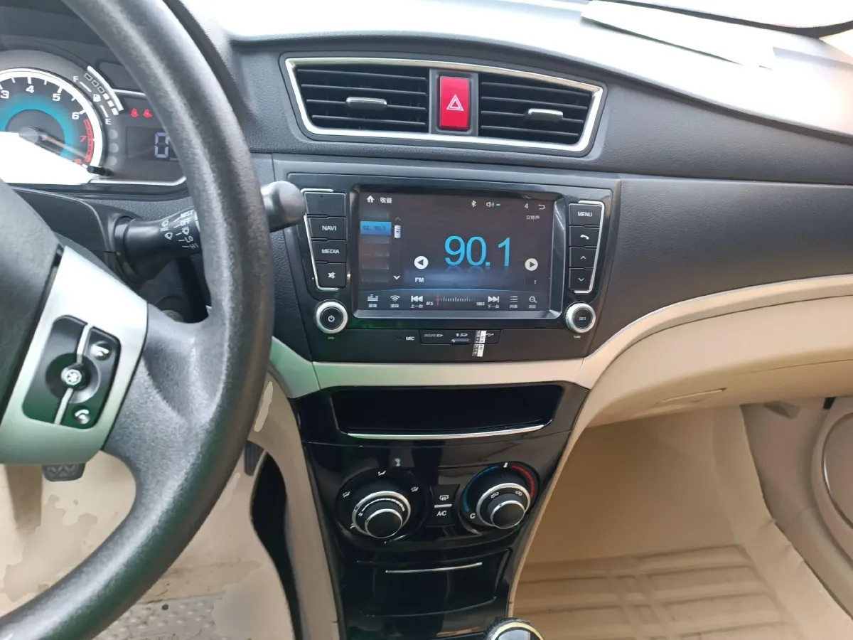 2015 Great Wall C30 1.5L 106HP L4 5MT,autocango,china used car exporter,china ev exporter,chinese used car exporter,chinese used ev exporter