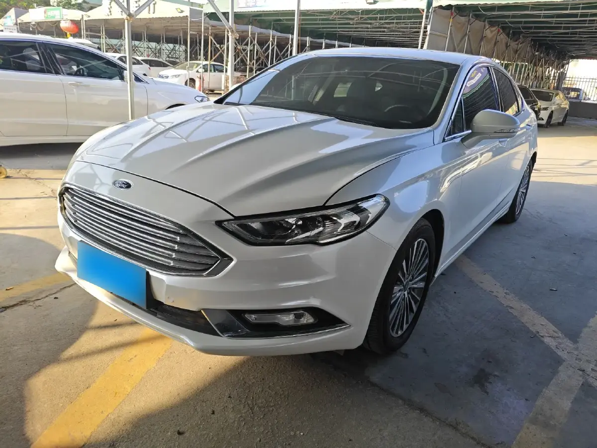 2017 Ford Mondeo 2.0T 204HP L4 6AT