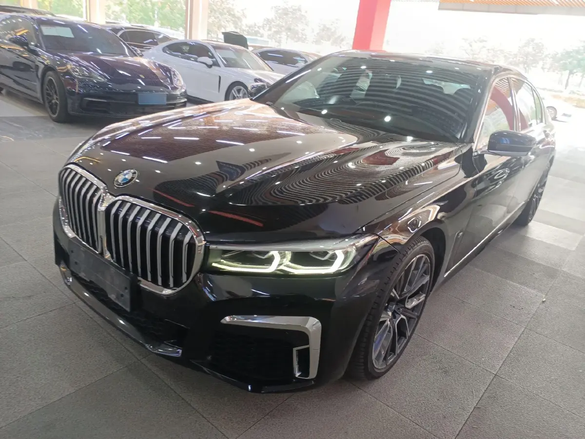 2019 BMW 7 Series 3.0T 340HP L6 8AT