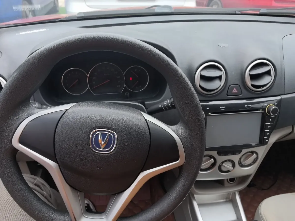 2012 ChangAn Alsvin V3 1.3L 94HP L4 5MT,autocango,china used car exporter,china ev exporter,chinese used car exporter,chinese used ev exporter