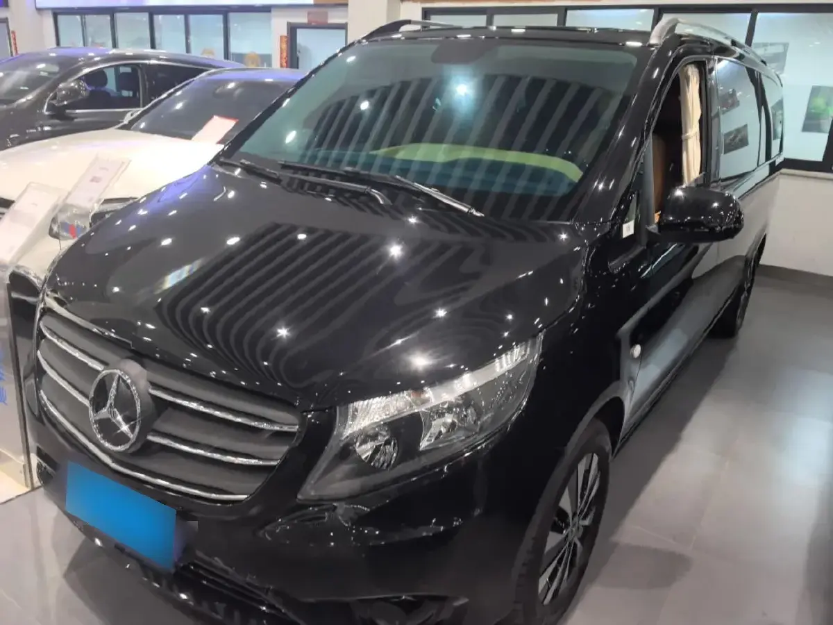 2021 Mercedes-Benz Vito 2.0T 211HP L4 9AT