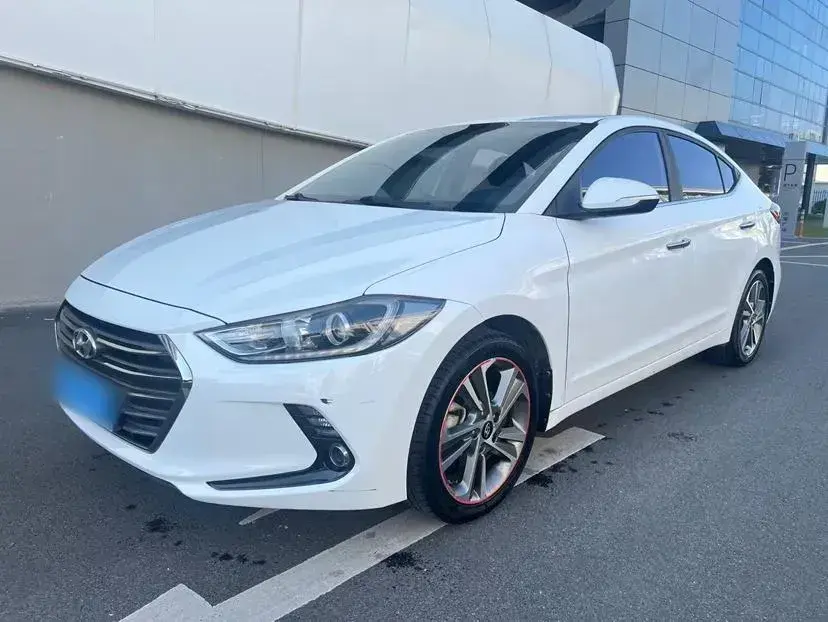 2016 Hyundai Elantra 1.6L 130HP L4 6AT