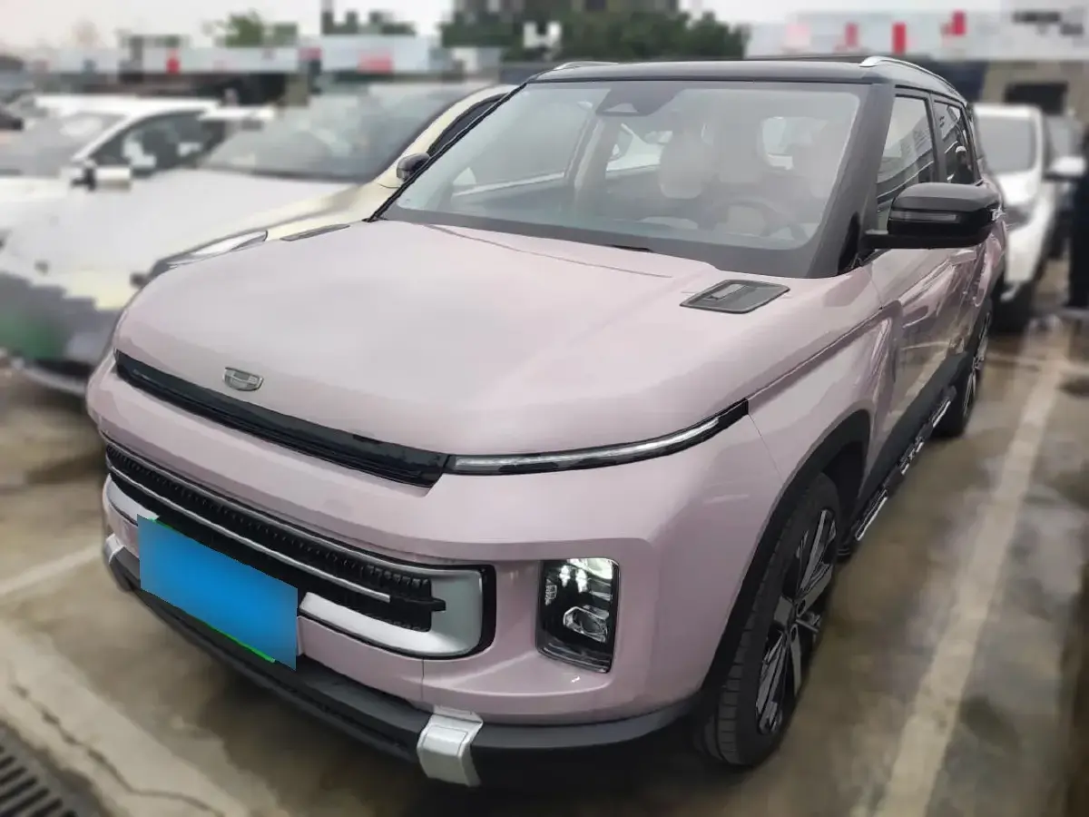 2025 Geely ICON 1.5T 181HP L4 7DCT