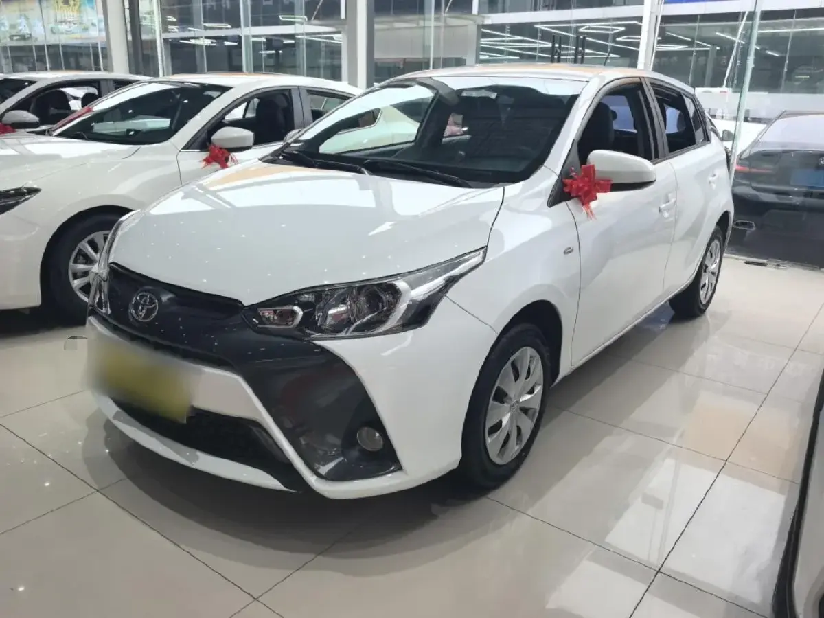 2016 Toyota Yaris L 1.5L 107HP L4 CVT