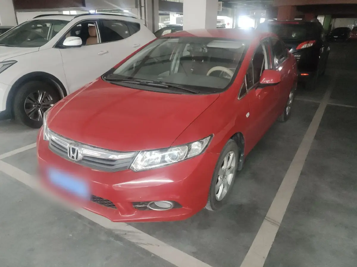 2013 Honda Civic 1.8L 141HP L4 5AT