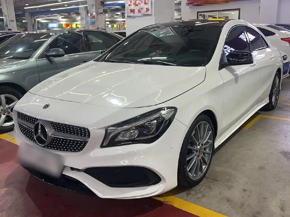2018 Mercedes-Benz CLA Class 2.0T 184HP L4 7DCT