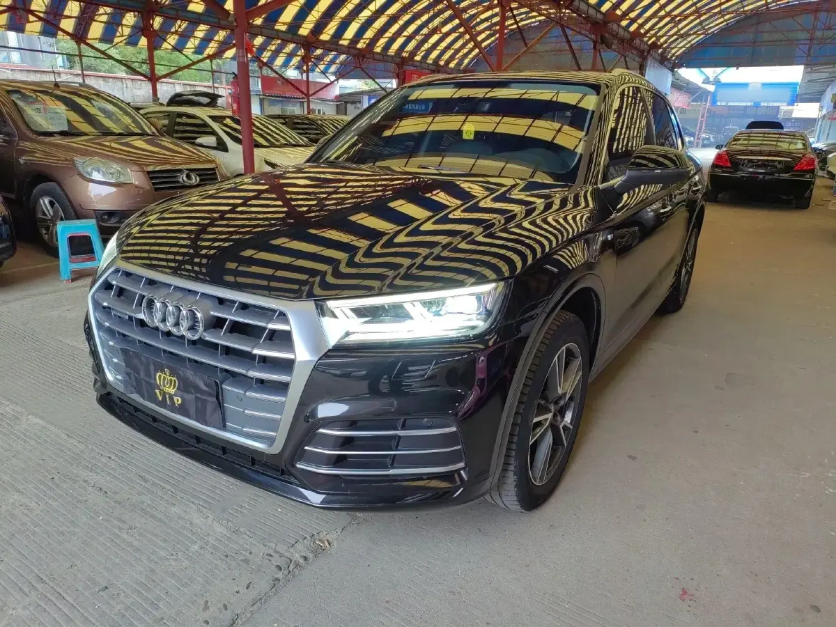 2018 Audi Q5L 2.0T 252HP L4 7DCT