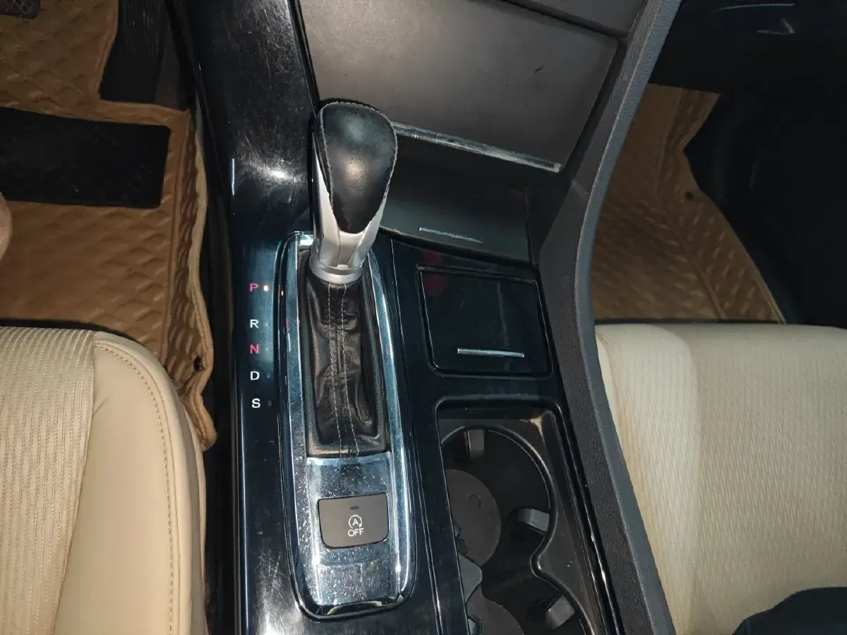 2015 Honda Spirior 2.0L 155HP L4 CVT,autocango,china used car exporter,china ev exporter,chinese used car exporter,chinese used ev exporter