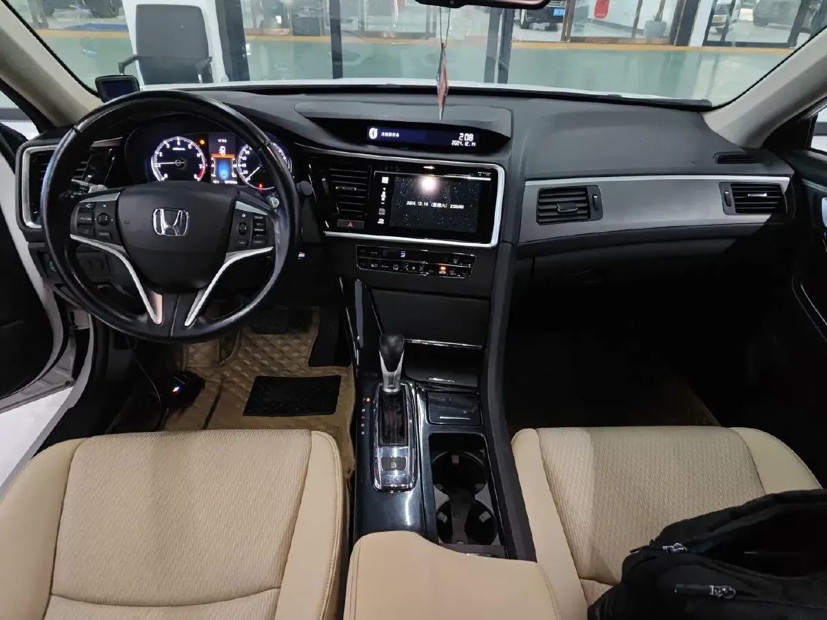 2015 Honda Spirior 2.0L 155HP L4 CVT,autocango,china used car exporter,china ev exporter,chinese used car exporter,chinese used ev exporter