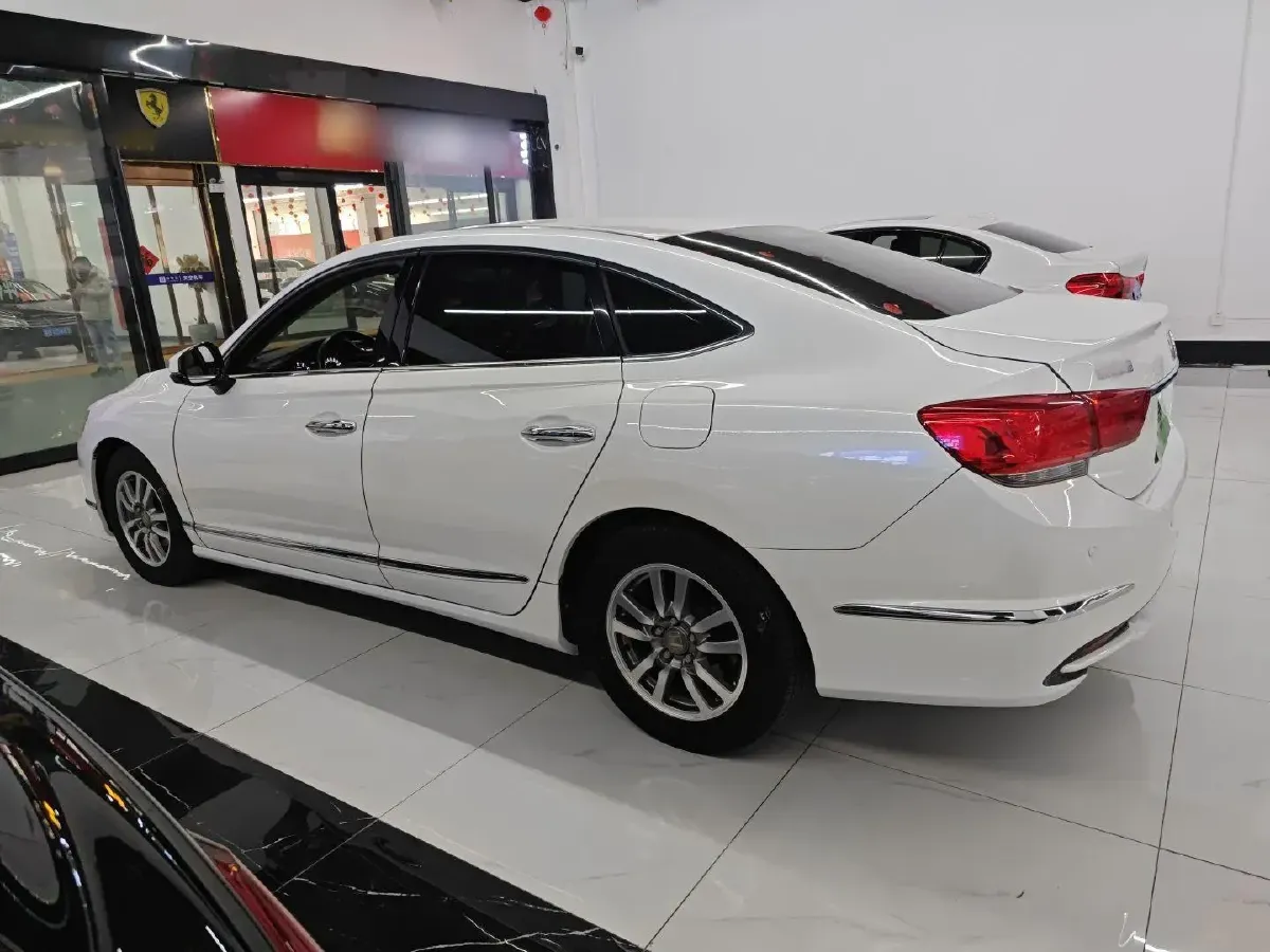 2015 Honda Spirior 2.0L 155HP L4 CVT,autocango,china used car exporter,china ev exporter,chinese used car exporter,chinese used ev exporter