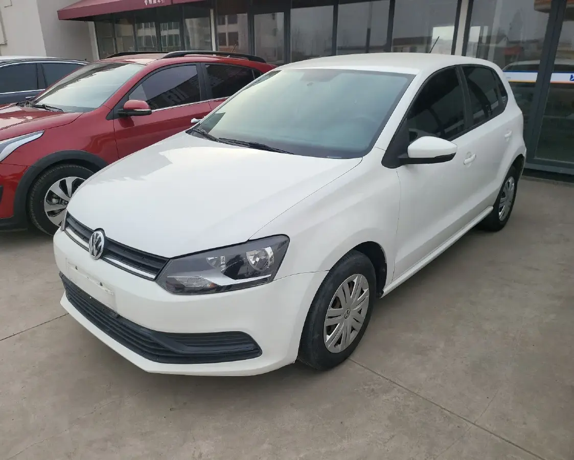 2016 Volkswagen Polo 1.4L 90HP L4 6AT