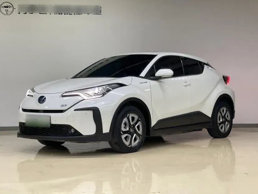 2020 Toyota C-HR EV BEV 54.3KWH,autocango,china used car exporter,china ev exporter,chinese used car exporter,chinese used ev exporter